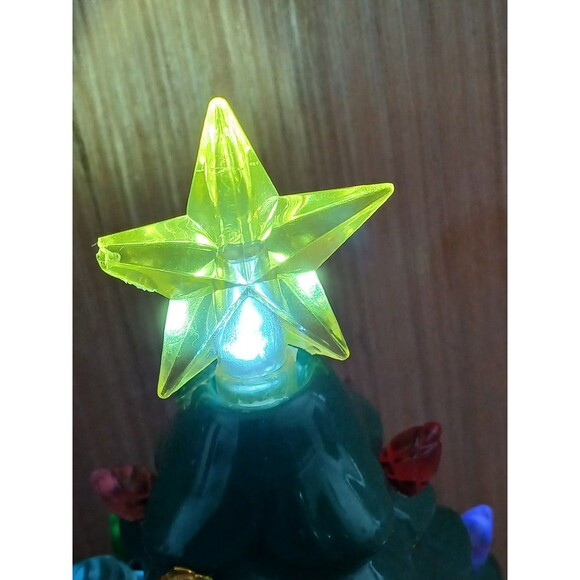 Mini Ceramic Christmas Tree with Lights & Star - small flaw - battery operated - Picture 4 of 14